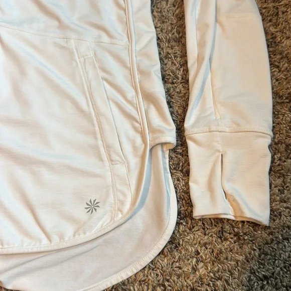 Athleta zip up top - Picture 4 of 6